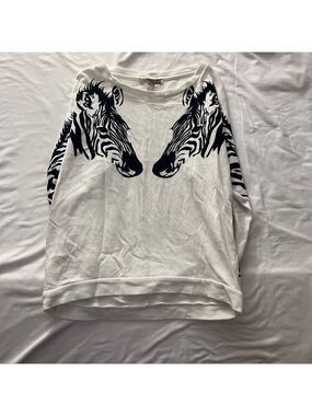 3/ $20 Forever 21 Oversized Zebra Graphic Sweatshirt White Black XS